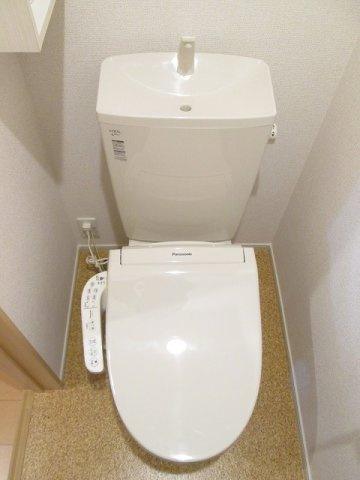 Ｅハイム　ＮＥＯ　Ｂのトイレ|落ち着いたトイレです