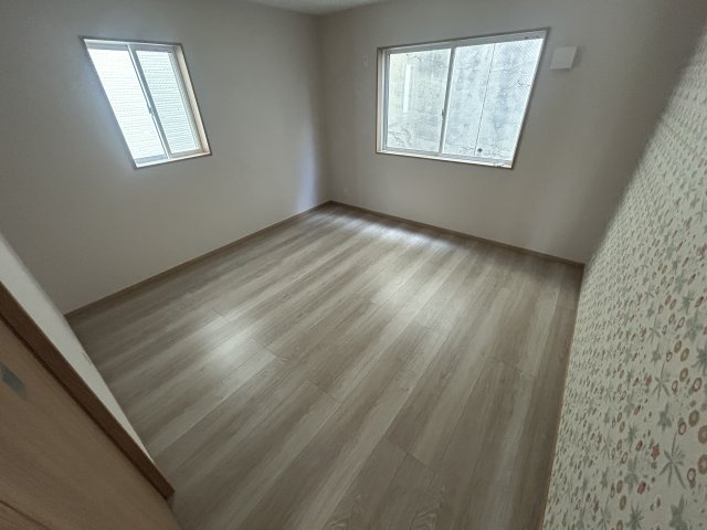 【洋室】 | 大字高井田戸建