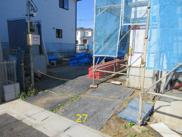 【仲介手数料無料】新築戸建　東松山市石橋1630-6（全31棟）の前面道路含む現地写真