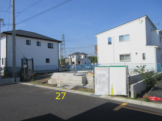 【仲介手数料無料】新築戸建　東松山市石橋1630-6（全31棟）の前面道路含む現地写真