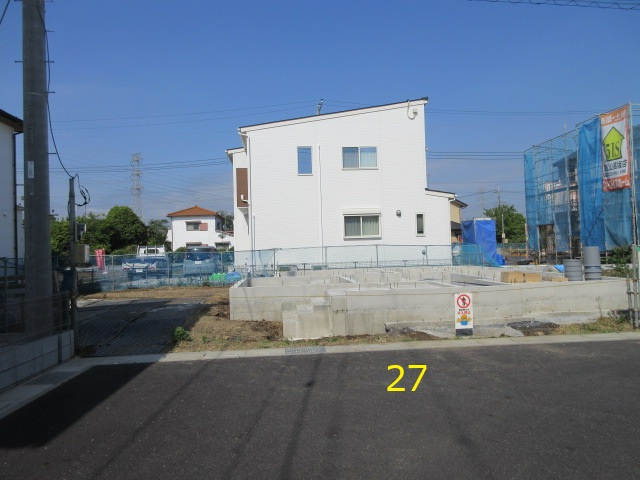 【仲介手数料無料】新築戸建　東松山市石橋1630-6（全31棟）の前面道路含む現地写真