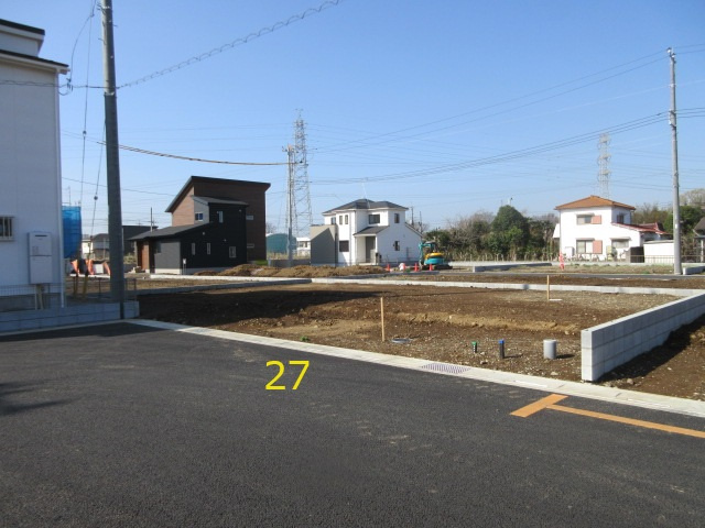 【仲介手数料無料】新築戸建　東松山市石橋1630-6（全31棟）の前面道路含む現地写真