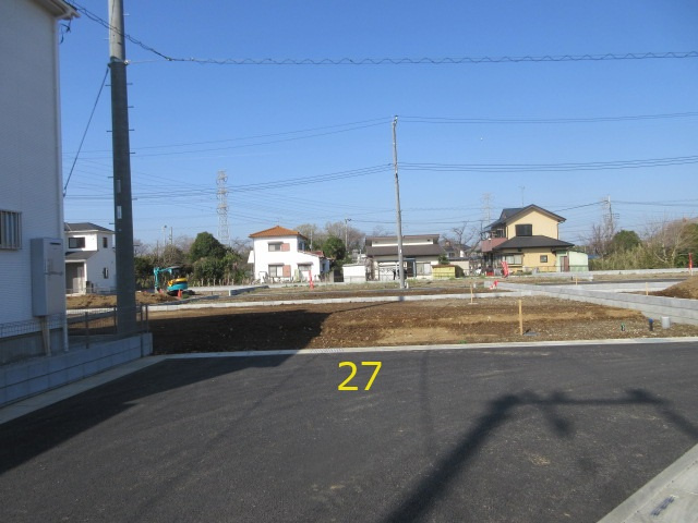 【仲介手数料無料】新築戸建　東松山市石橋1630-6（全31棟）の前面道路含む現地写真