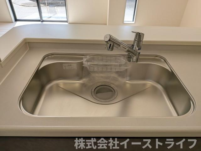 【新築戸建】　いわき市平塩第1　全2棟　長期優良住宅の収納|同社施工写真　収納スペースが豊富です。全居室に収納が付いており、すっきり片づけることができ部屋を広く使うことができます。