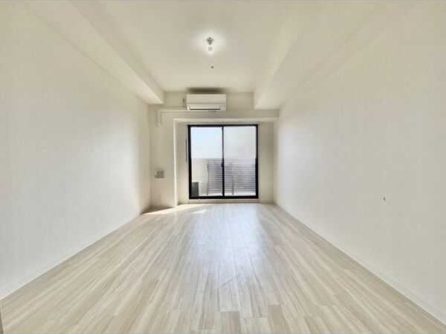 S-RESIDENCE葵Ⅱの洋室