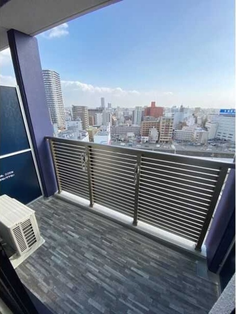 S-RESIDENCE葵Ⅱのバルコニー