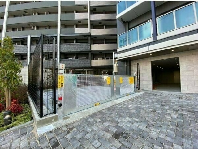 S-RESIDENCE葵Ⅱのエントランス