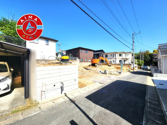 福岡市南区和田4丁目第1-3棟（3号棟）の前面道路含む現地写真|見学の時間などお気軽にお問い合わせ下さい。