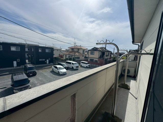 -三丁目不動産-　深谷市栄町　東南角地のバルコニー