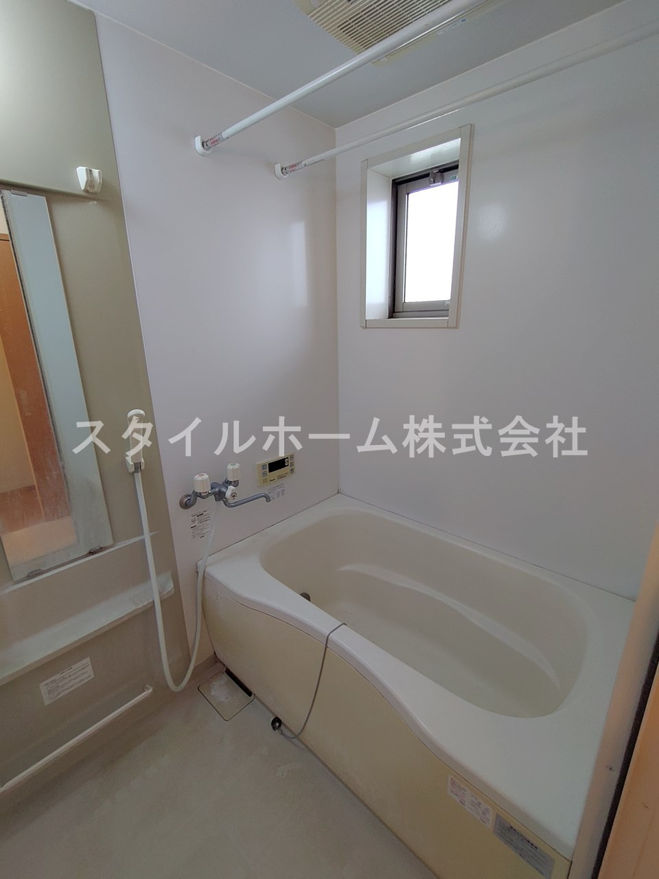 シティハイツWAKAGOⅡの浴室