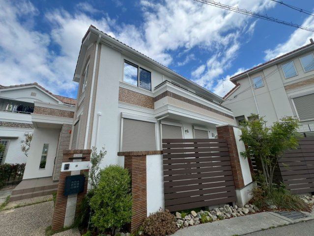 塩屋町6丁目貸家