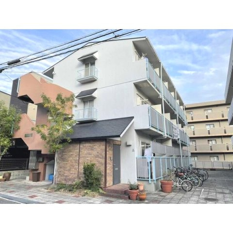 シャンブル千里山Ⅰの外観