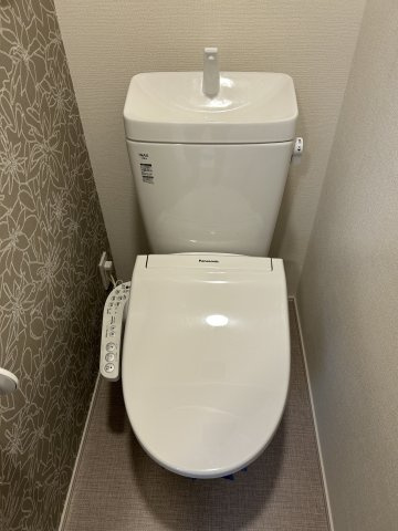 仲介手数料0円！ハーモニーテラス坂井戸のトイレ