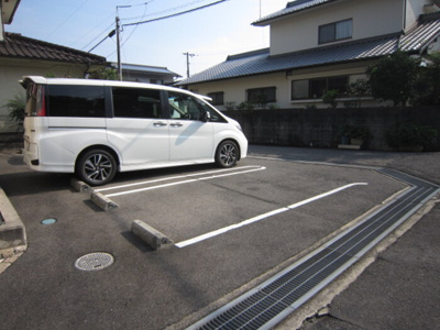 【駐車場】 | マノワール北美台