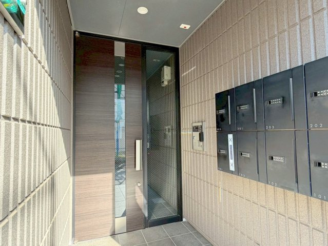 GPハウス東中野のエントランス