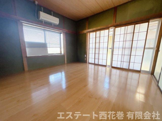 大石アパートの居間・リビング|エアコン付き