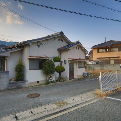 たつの市龍野町島田　売地の前面道路含む現地写真