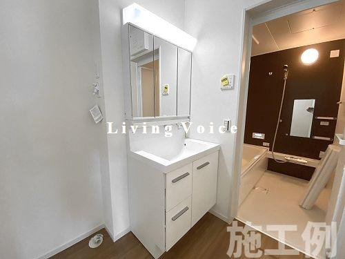 【仲介手数料０円】藤沢市片瀬8期　新築一戸建ての独立洗面台|藤沢市片瀬8期　新築一戸建て
