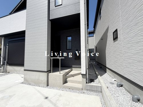 【仲介手数料０円】藤沢市片瀬8期　新築一戸建てのエントランス|藤沢市片瀬8期　新築一戸建て