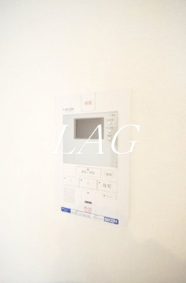 【セキュリティ】 | ChampVallon千人町 | モニター付きインターフォンです。