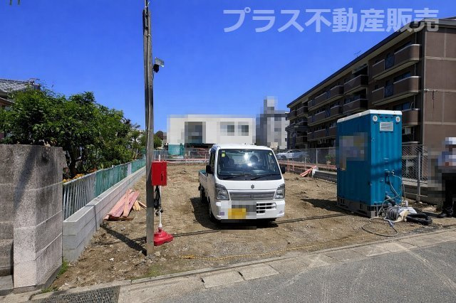 【外観】 | 福岡市東区八田1丁目第11　1号棟（全1棟）【仲介手数料無料・0円】 | 現地写真。プラス不動産販売なら、現場の全ての棟をまとめてご見学頂けます。