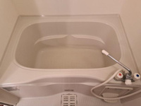 コンパクトで使いやすいお風呂です