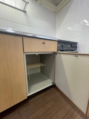 キッチンでお料理をお楽しみください