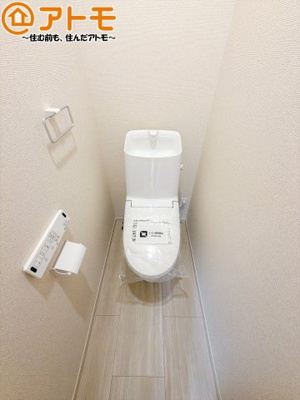 【トイレ】 | 藤枝市藤岡二丁目5期　新築戸建　1号棟 | 毎日使うトイレだからこそ機能性を重視したいですよね！温水洗浄便座で快適な時間をお過ごしください♪