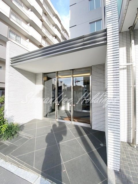 厚木市寿町１丁目の賃貸マンションのエントランス|清潔感のあるエントランスです♪