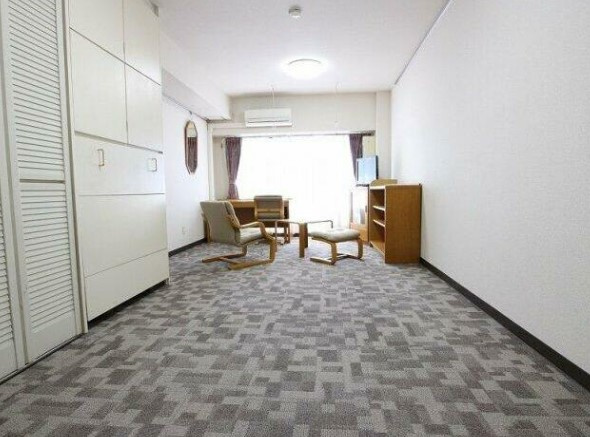 メゾン大塚 