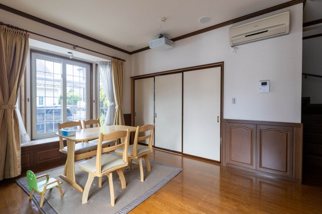 中古戸建　太子町太田の居間・リビング