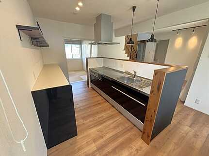 安佐南区山本新町3丁目中古戸建のキッチン