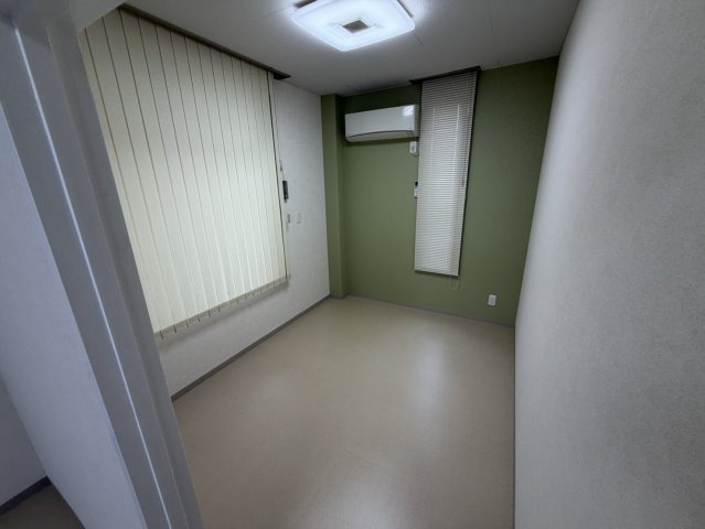 伊勢原三丁目店舗の内装