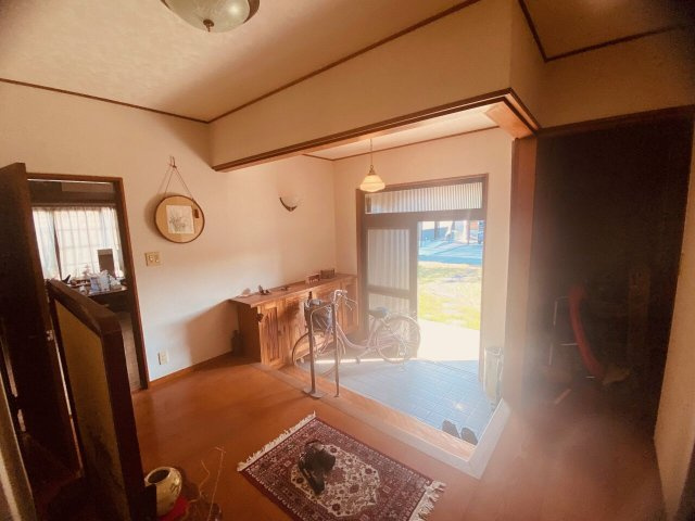 たつの市龍野町堂本　中古戸建の玄関