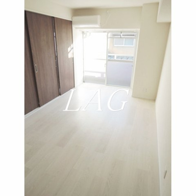 【居間・リビング】 | 第一スカイハイツ足立 | 洋室のお部屋です。