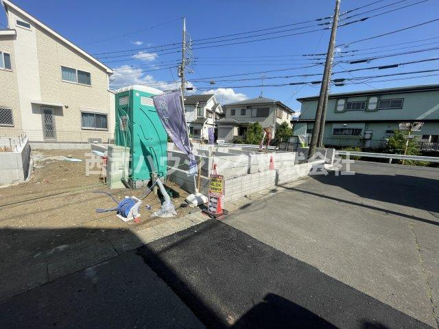 【仲介手数料無料】所沢市山口第６３全４棟２号棟　所沢市の新築なら西武ハウジングの前面道路含む現地写真