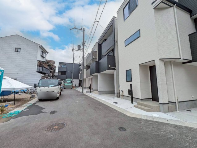 西京極河原町　１０号地の外観