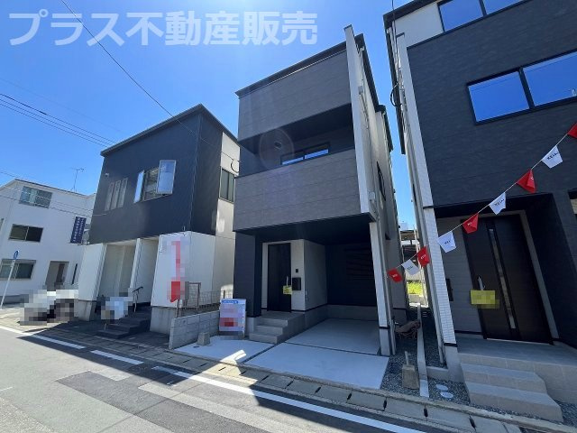 【外観】 | 福岡市西区愛宕1丁目3期　2号棟（全2棟）【仲介手数料無料・0円】 | 現地写真。プラス不動産販売なら、現場の全ての棟をまとめてご見学頂けます。