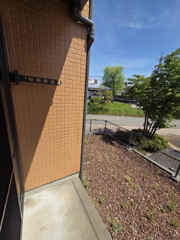 エル ファミリオ駅南の庭