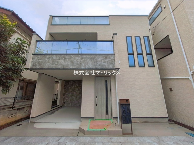 板橋区大山金井町　LDK22帖超　車庫付×省エネ住宅