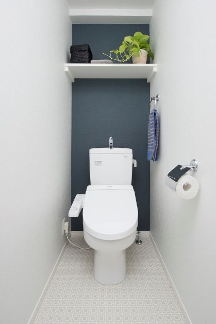 新品家具付きマンション博多駅前3(KaGood福岡)のトイレ