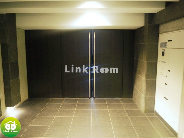 グランドルチェ門前仲町のエントランス