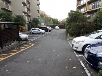 【駐車場】 | メゾン千里丘S棟