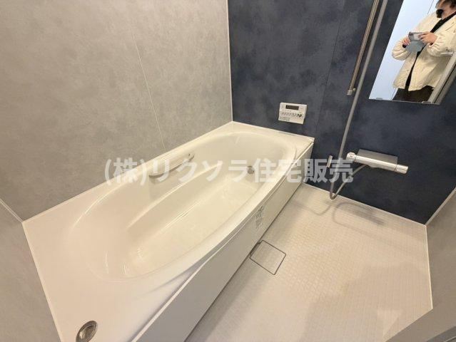 池の瀬町　中古一戸建ての浴室|浴室乾燥機・床暖房付き
■物件内覧・資金計画相談・住宅ローン相談、リフォーム相談、お問合せ受付中■
※当日・翌日のご内覧、ご相談はお電話でのお問合せがスムーズです！