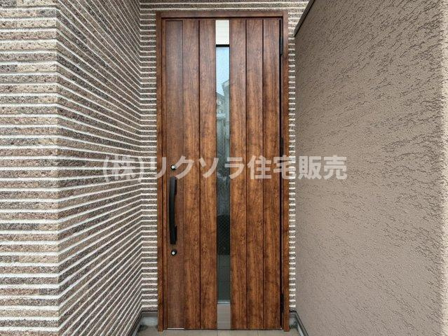 池の瀬町　中古一戸建ての玄関|■物件内覧・資金計画相談・住宅ローン相談、リフォーム相談、お問合せ受付中■
※当日・翌日のご内覧、ご相談はお電話でのお問合せがスムーズです！