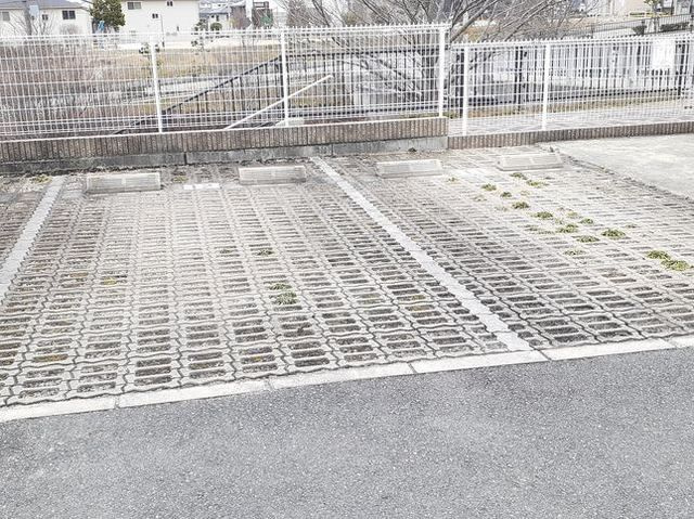 Ｄｕ　Ｓｕｄ　Ｍａｉｓｏｎの駐車場