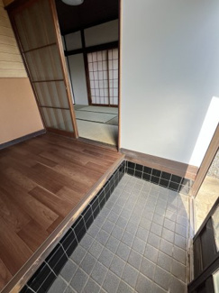 【玄関】 | 小寺住宅／石岡