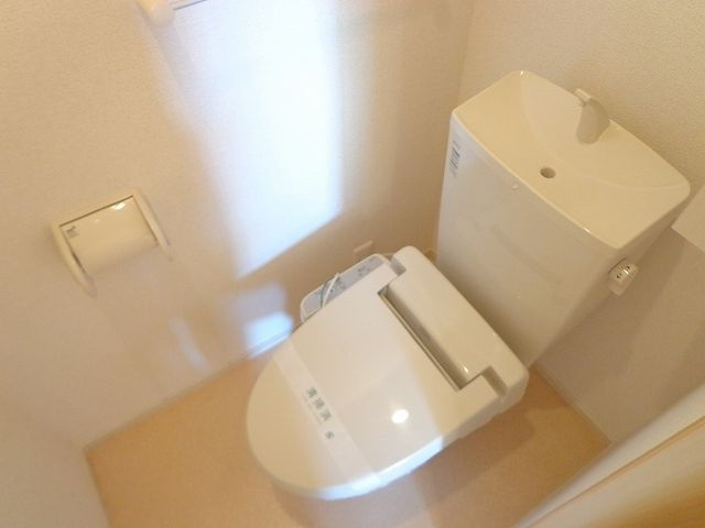 エイト史竹のトイレ