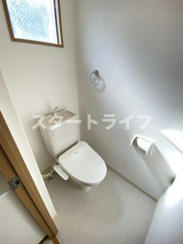 大阪市淀川区西中島５丁目の賃貸マンションのトイレ