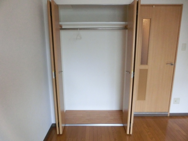 エスリード難波の収納